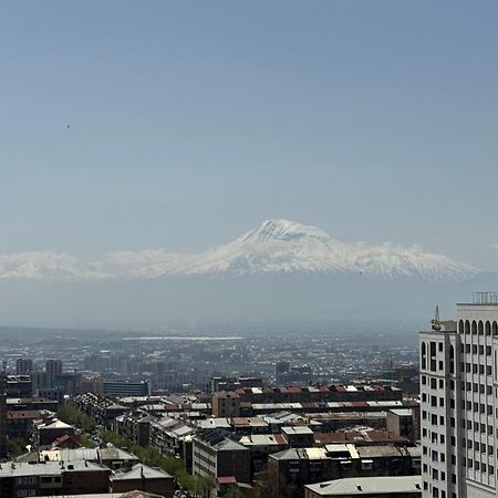 Super Apartment In Yerevan Exterior photo