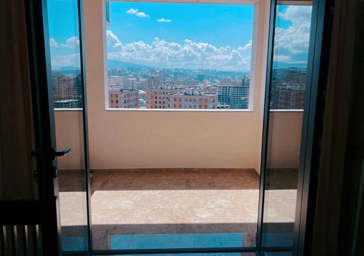 Super Apartment In Yerevan Exterior photo